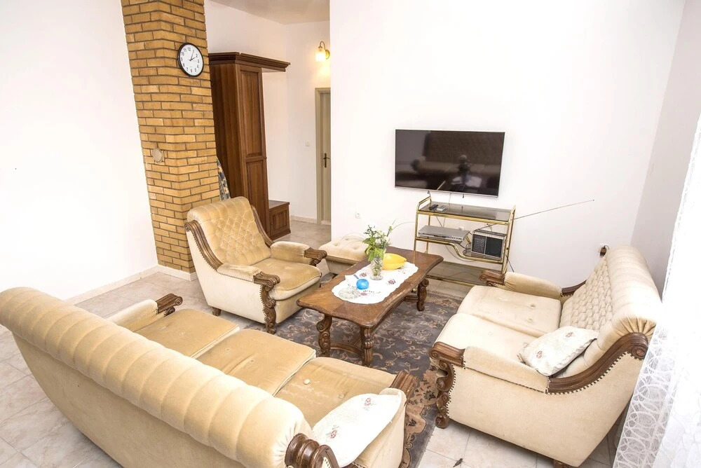 Apartment With one Bedroom in Kaštel Novi, With Shared Pool, Enclosed Garden and Wifi