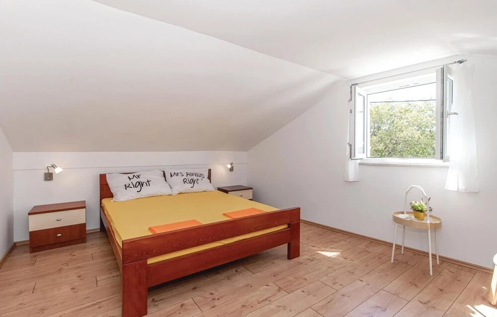 Beautiful Home In Novi Vinodolski With Wifi