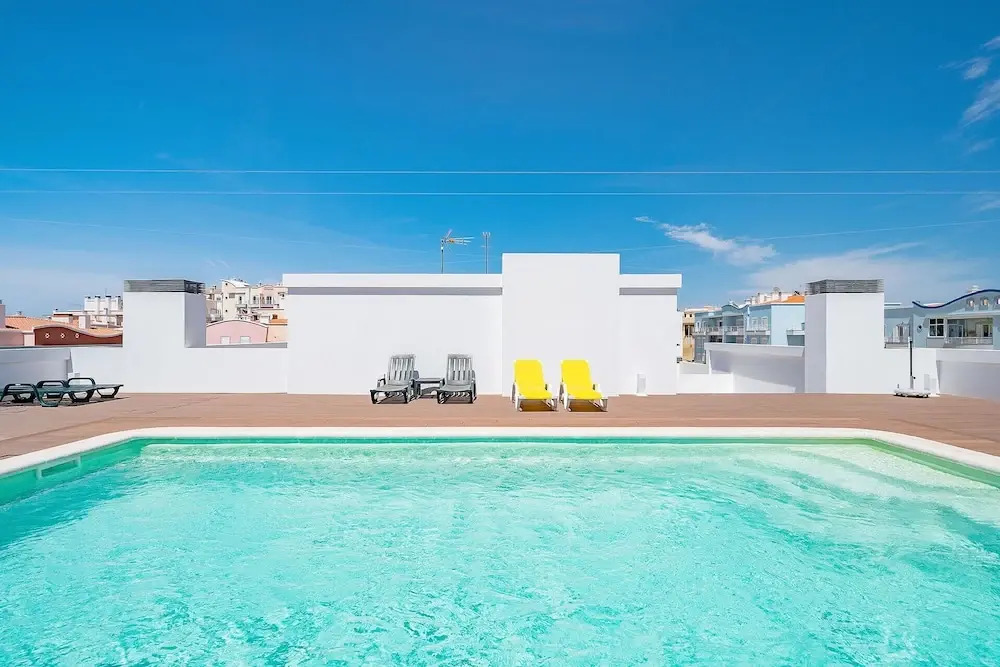 Lagos Modern 1 With Pool by Homing
