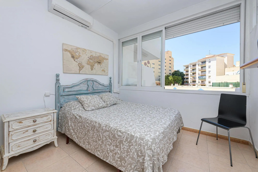 EL NOGAL - Fantastic studio in the center of Torremolinos. Free WIFI.