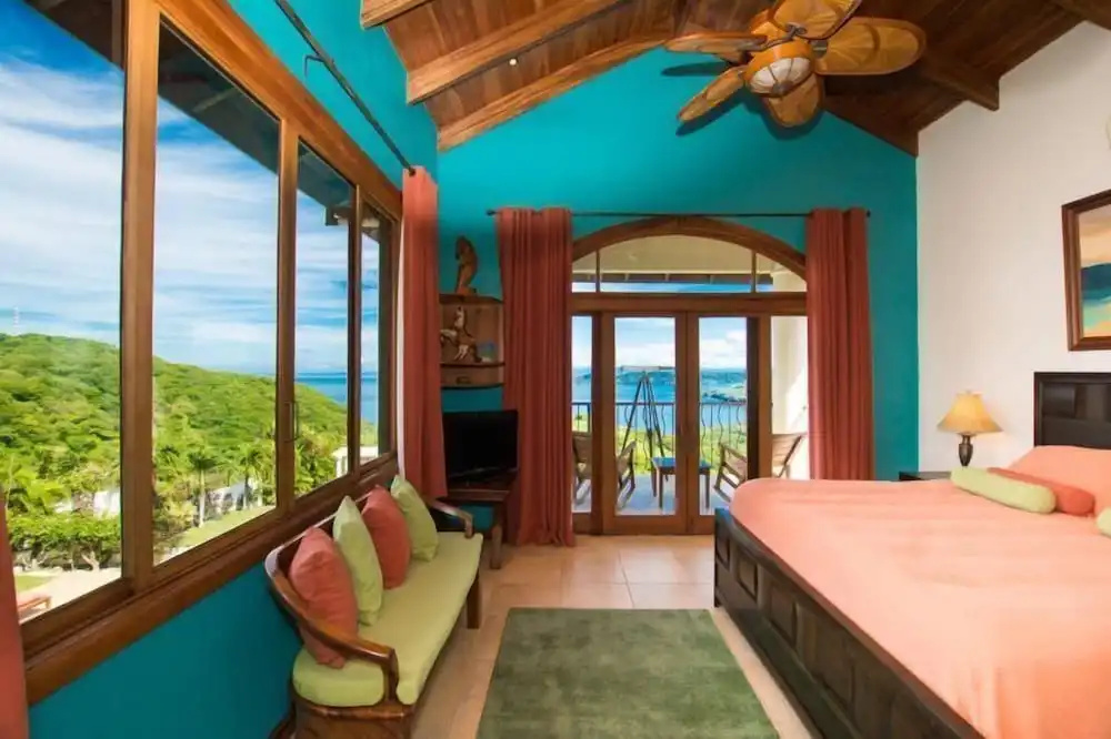 Villa Verde 4br Ocean-view Villa 12 Guests