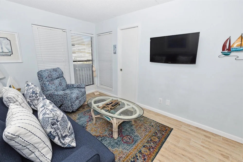Sandpiper Cove 8122 1 Bedroom Condo by RedAwning
