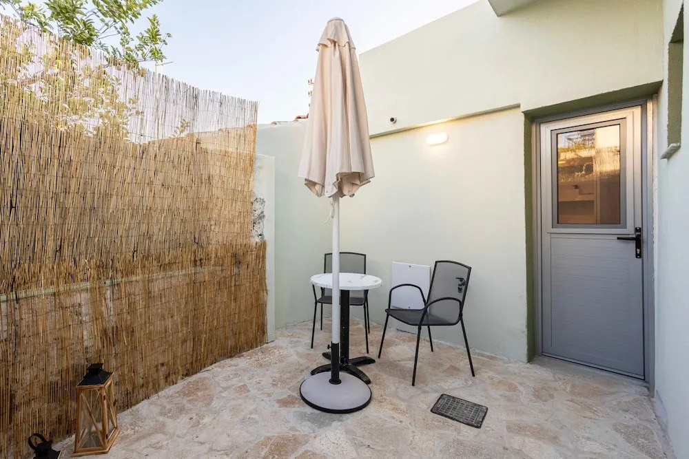 Filiatra Charming Urban Escapes Your Cozy Retreats