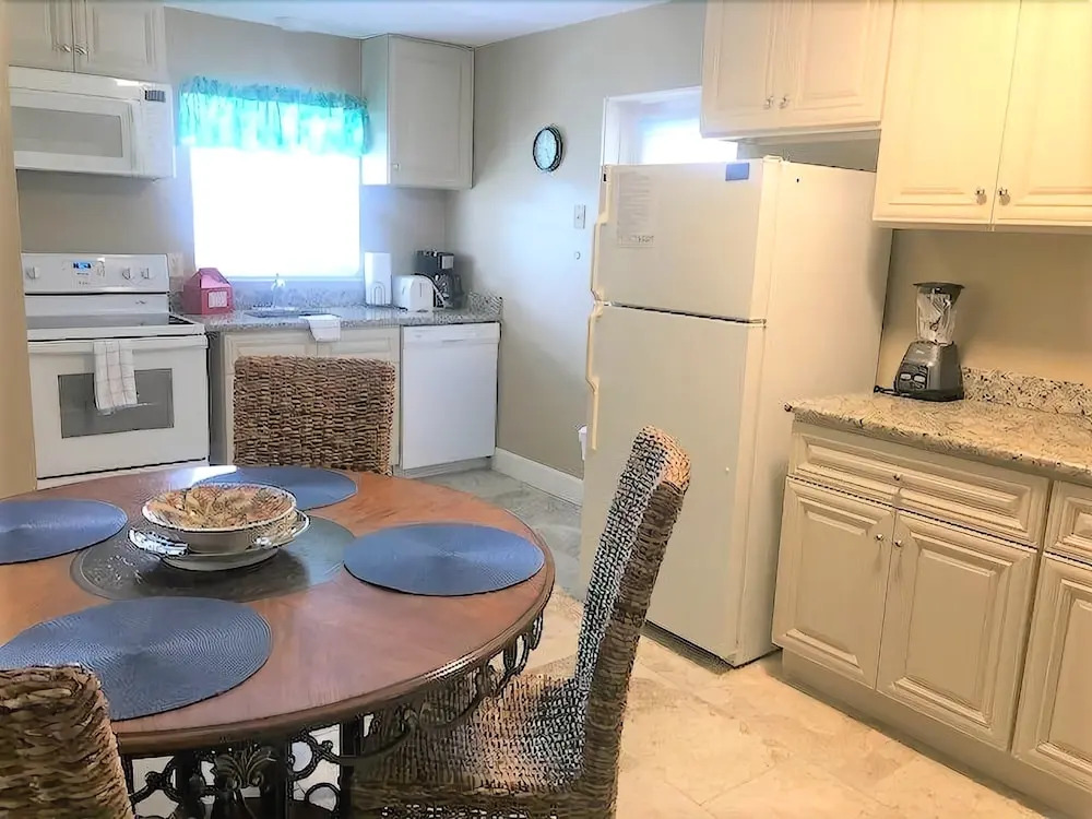 Canal House 309 8 Bedrooms 8 Bathrooms Home