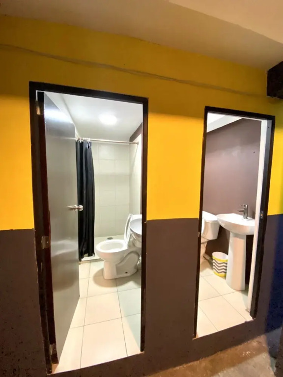 ROOMIES HOSTEL - Santa Maria La Ribera