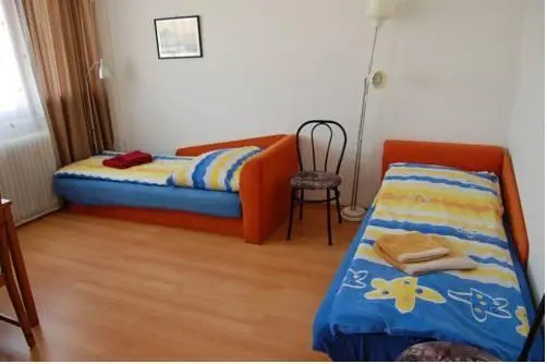 Bronson Apartman