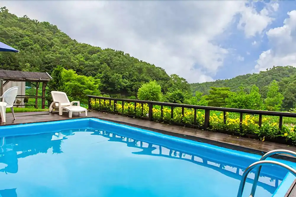 Yeoju Unique Pension