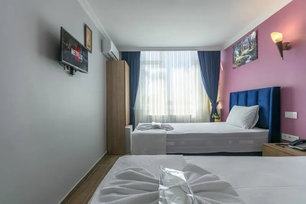 Mihiran HOTEL