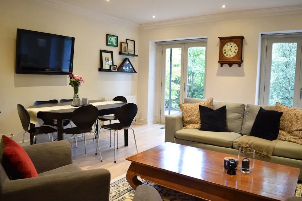 2 Bedroom Apartment With Garden Near Maida Vale