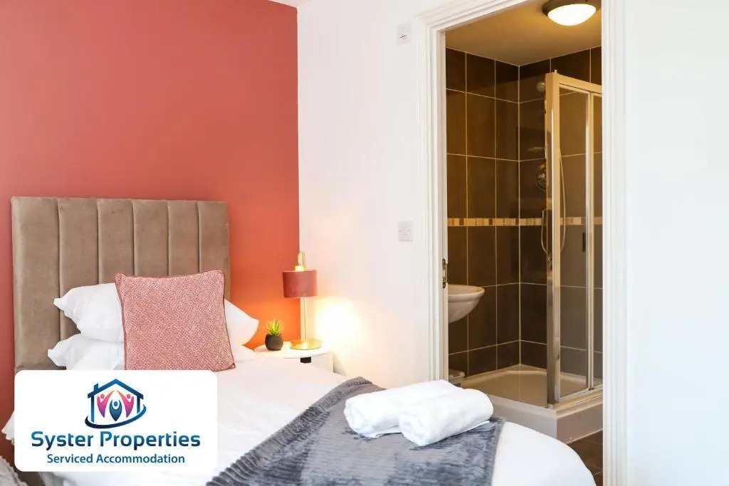 Syster Properties Modern Leicester Stay with Free Parking LE2 Area