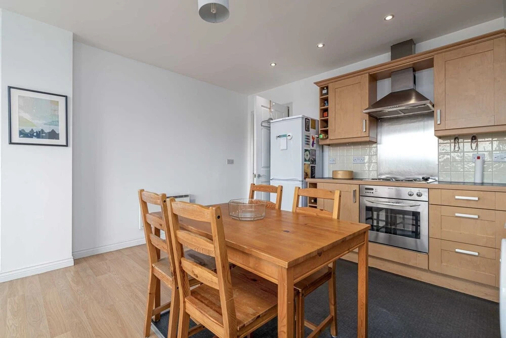 Wonderful 1BR Flat With Balcony - Hackney Downs