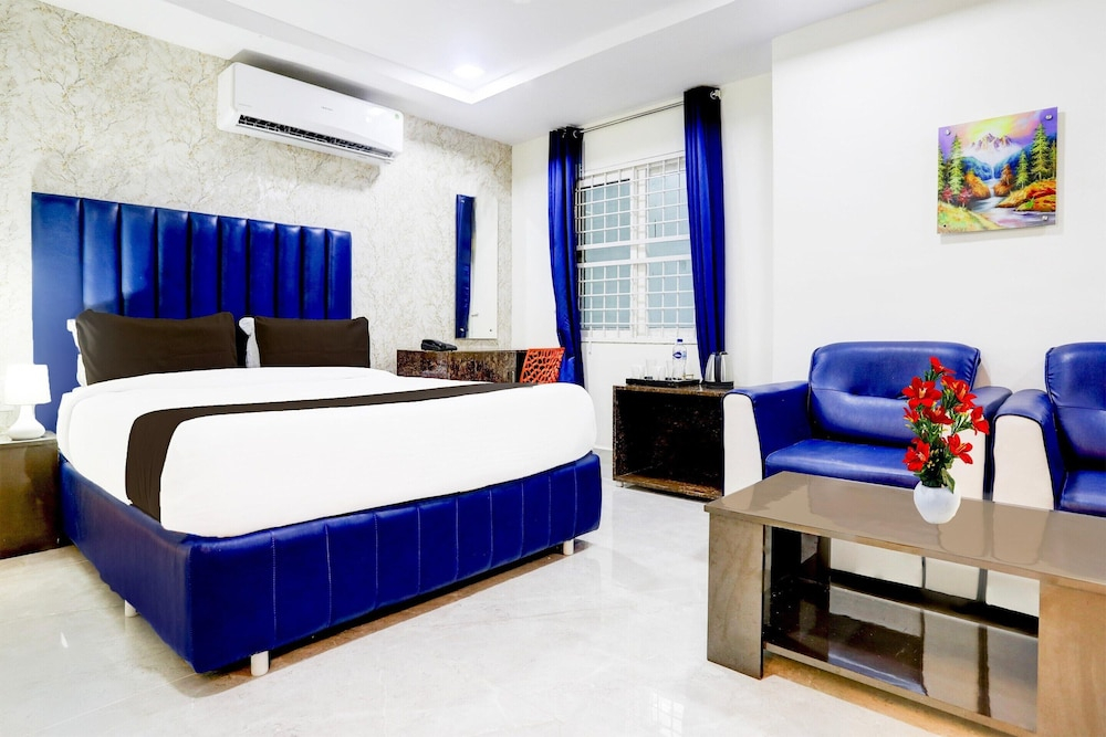 Townhouse Khammam Formerly Bluemoon