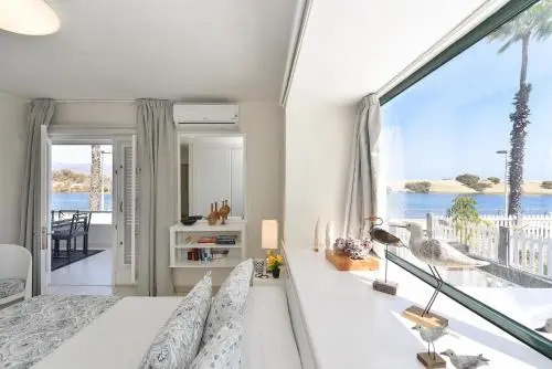 Maspalomas Beach Apartment Charca 1 by VillaGranCanaria
