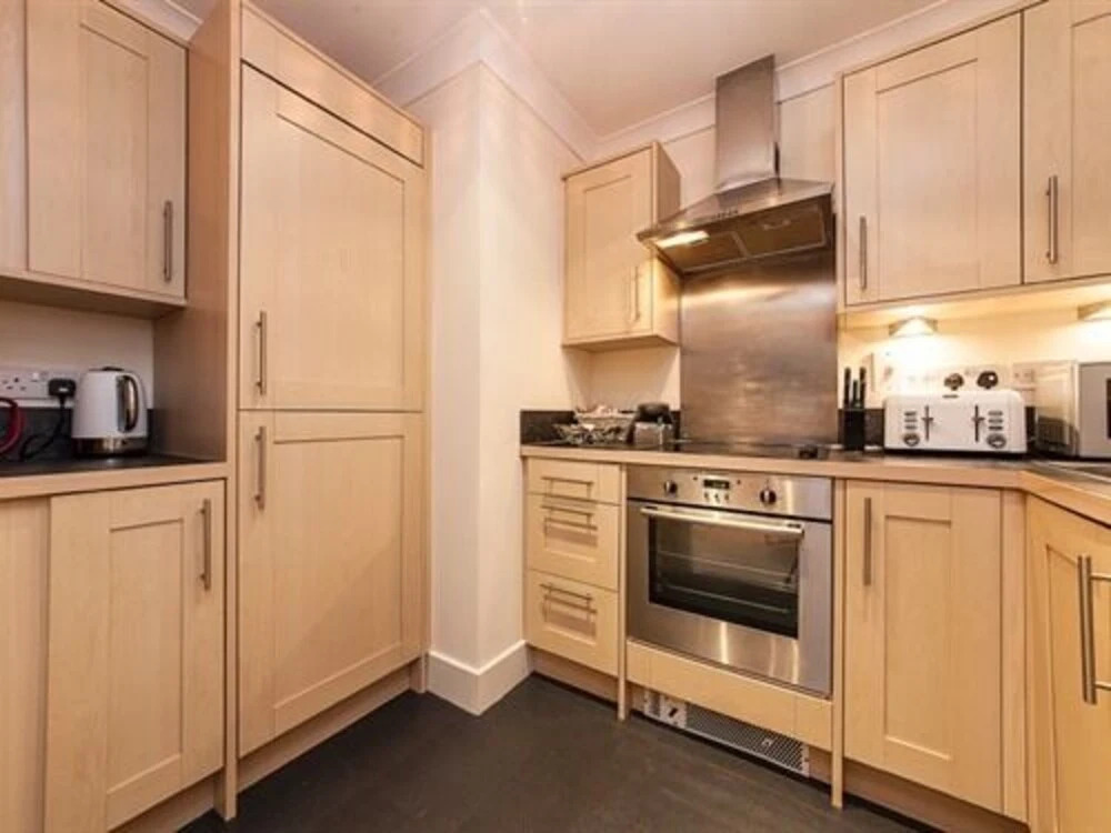 CB1 Apartments