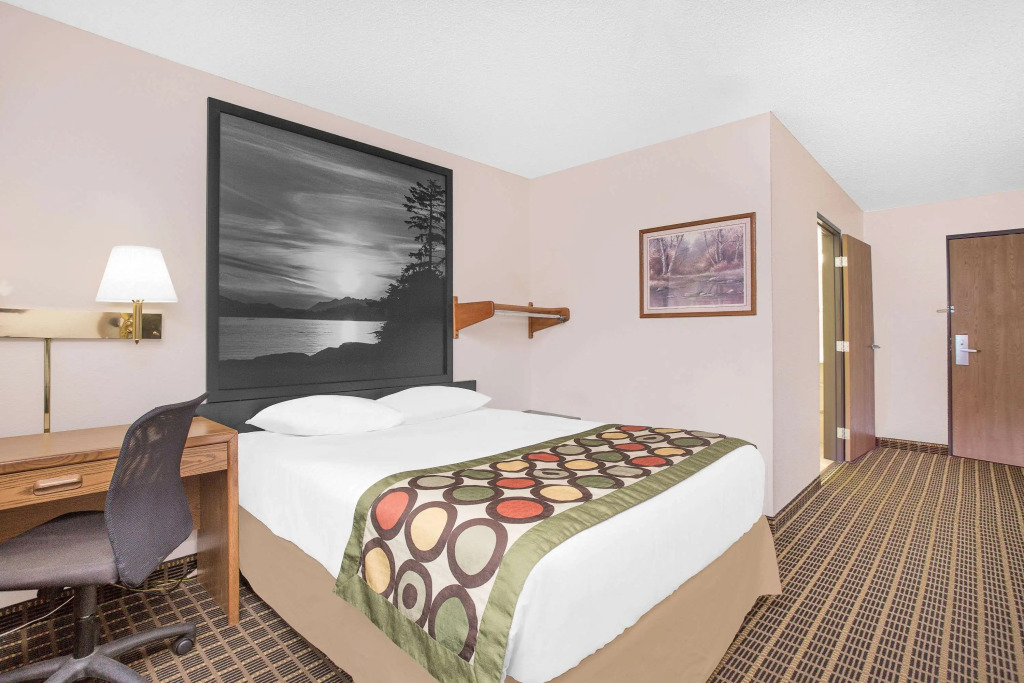 Baranof Lodge
