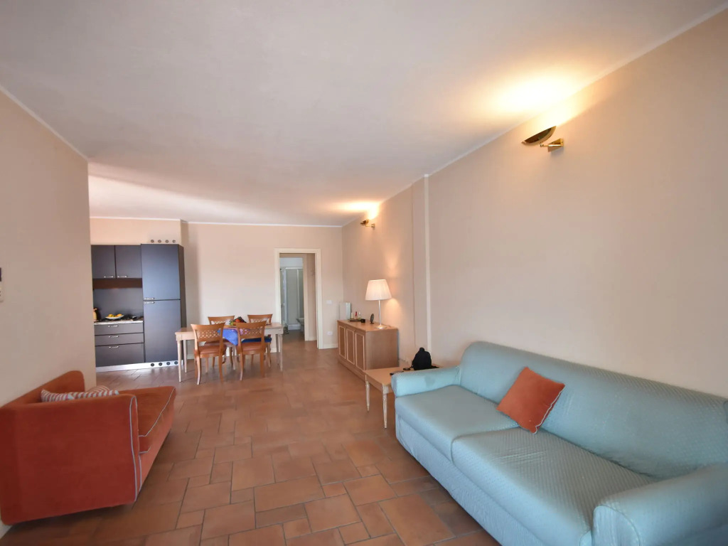 Lakeview apartment in Oggebbio with swimming pool