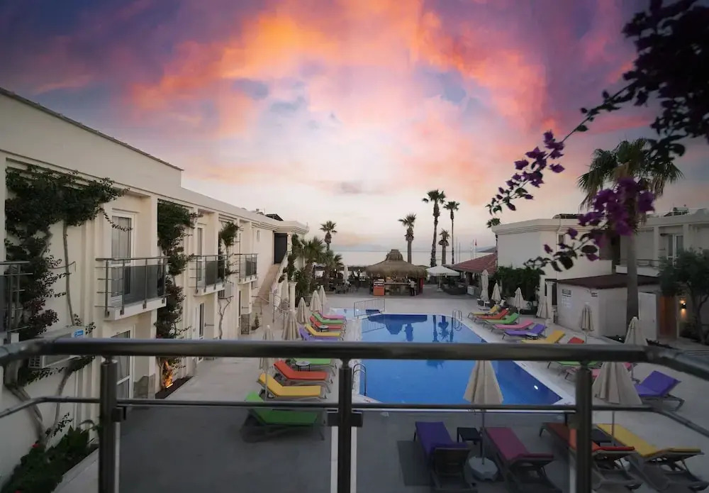 Zuzuu Beach Hotel