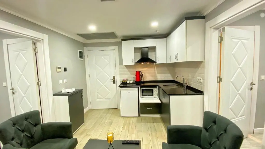 Heaven Suite Hotel