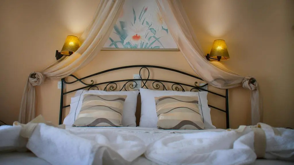 Sunset Studios & Apartments - Adults Only