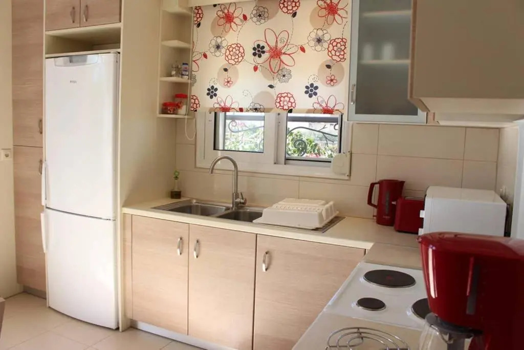 New, modern, bright and independent apartment 83 m2, with garden, 5min to the beach and the city center