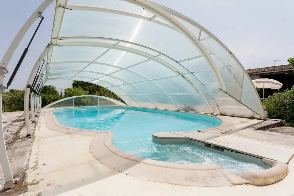 Villa With 4 Bedrooms in Génissac, With Private Pool, Furnished Garden and Wifi