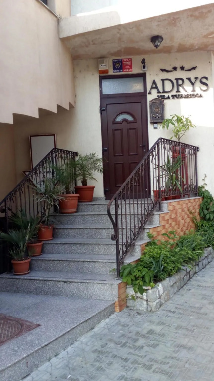 Adrys Boutique Villa