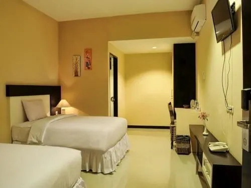 Amazing Beach Resort Palu