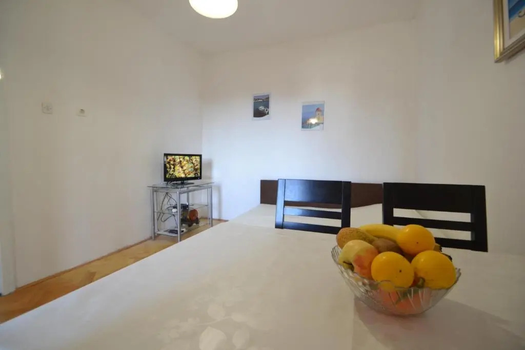 Apartments Krešan