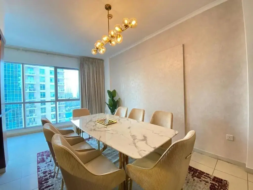 Durrani Homes - The Residences 5BR Besides Dubai Mall with Burjkhalifa and Fountain view
