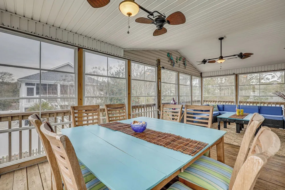 Walk to Beach & Parks! Coastal Haven in Oak Island