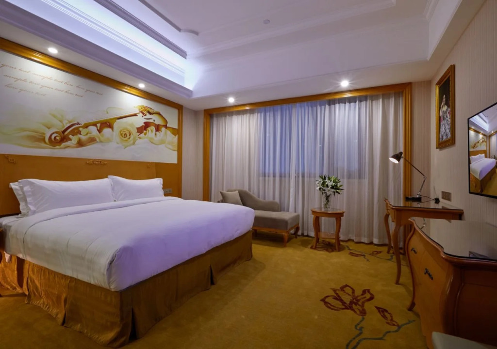 Venus International Hotel ( Shanghai Wild Zoo Shop)