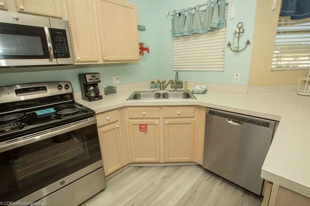 Sandpiper Cove 9230 2 Bedroom Condo by RedAwning