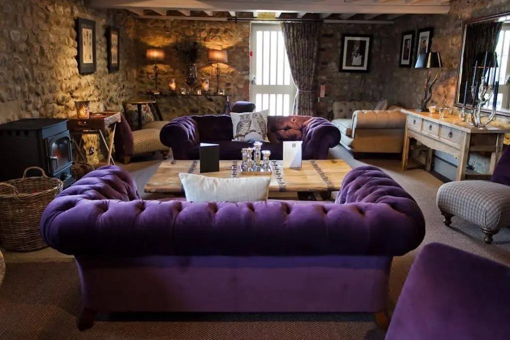The General Tarleton Inn