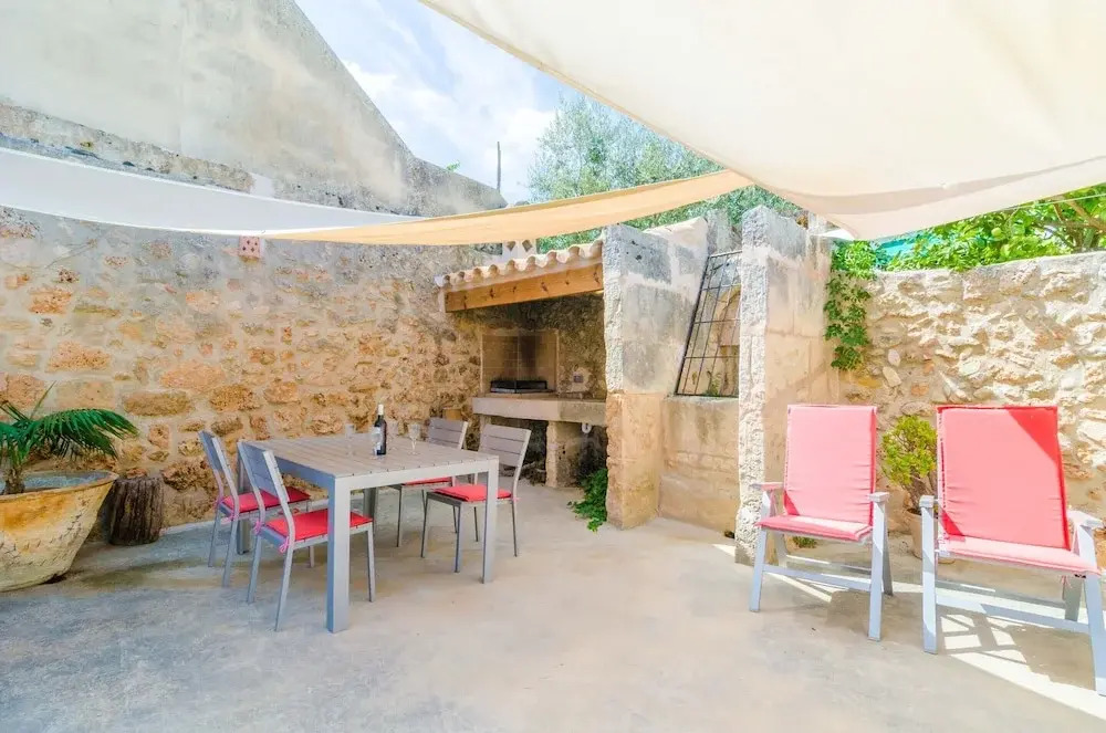 - House In