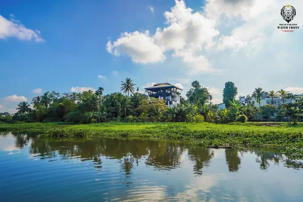 Dream Paradise Water Front Villa