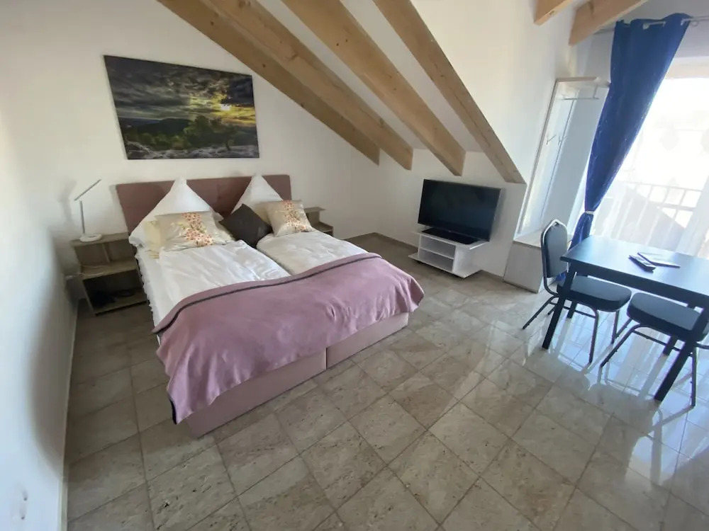 HotelPension Weberhof