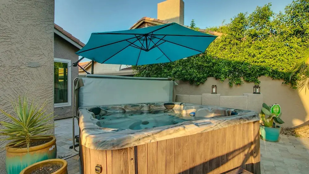 Luxe Scottsdale Home W/pool, Spa, & Tesla Charger