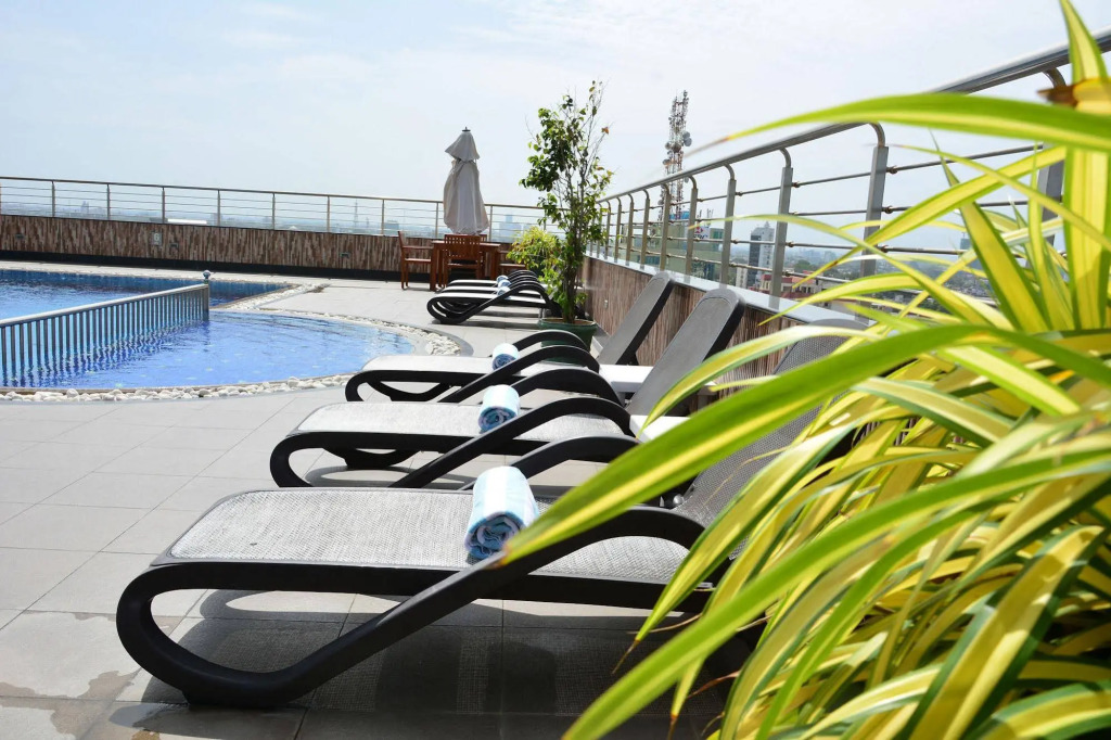 Pearl Grand By Rathna