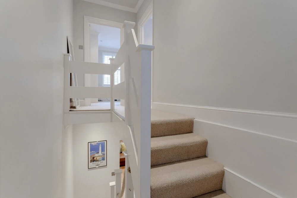 Stunning 2 Bedroom 2 Storey House in Battersea