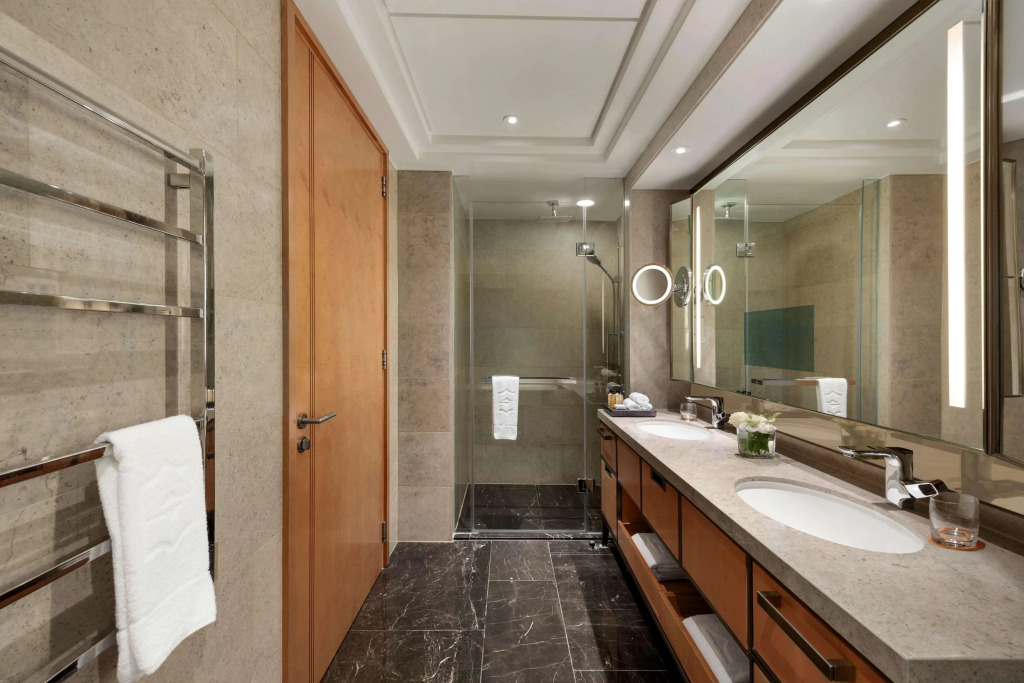 Shangri-La The Shard, London