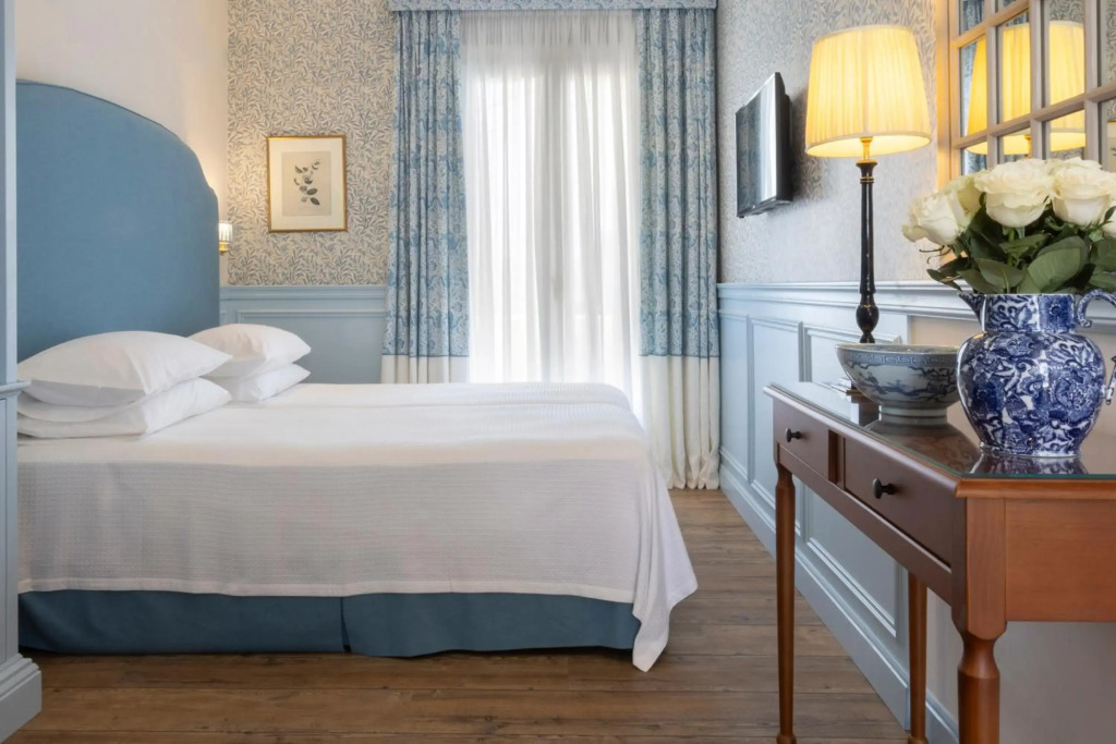 Despotiko Hotel