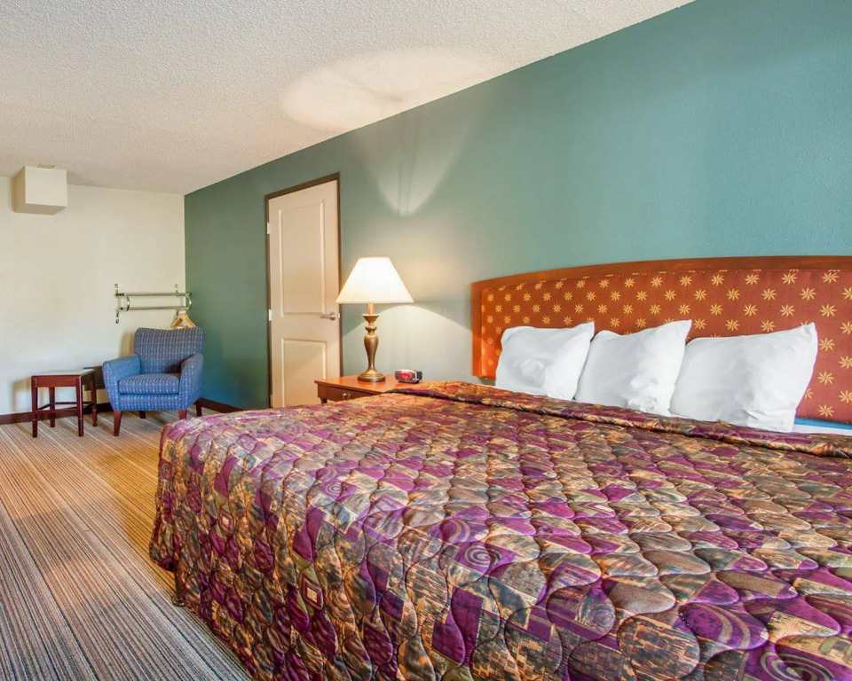 Rodeway Inn Portland Airport