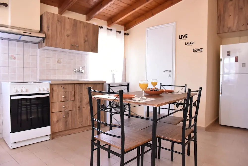 Marialena Apartment