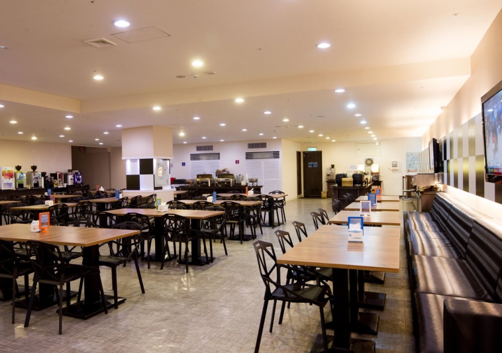 Ximen Holiday Fun Hotel