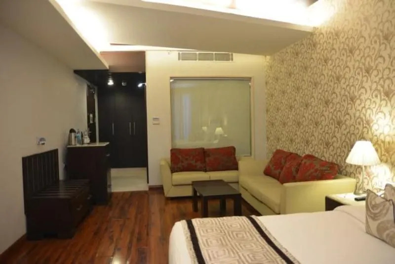 Tree House Hotel Gurgaon