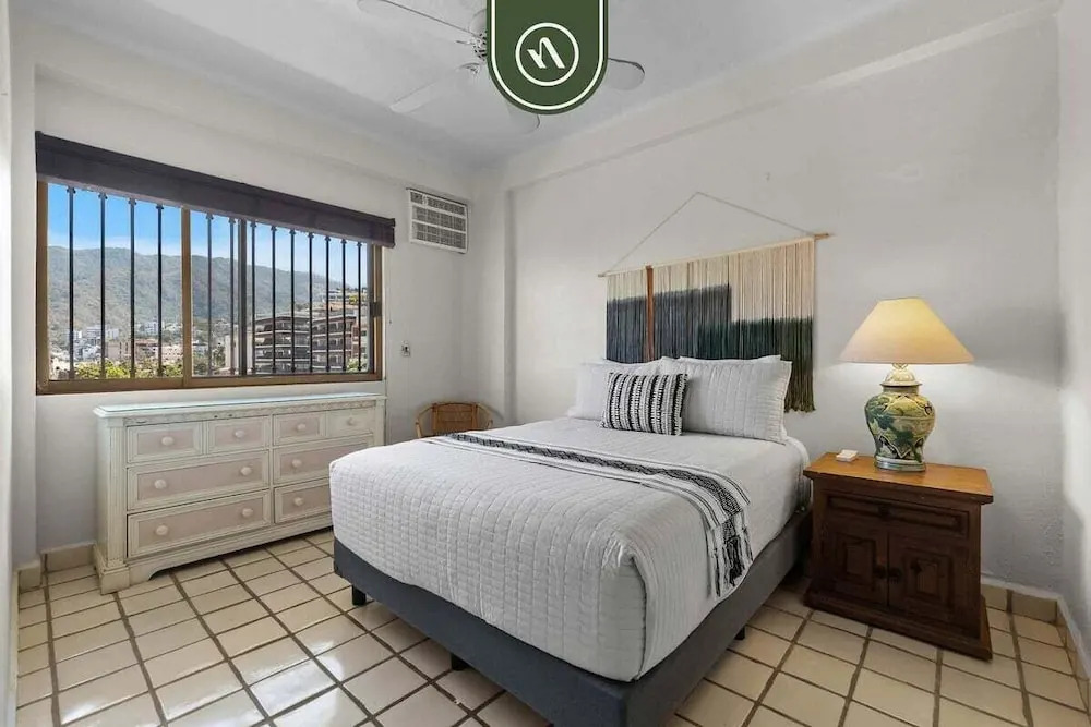 Beachfront Mexican Styled 3 BR Condo in Downtown
