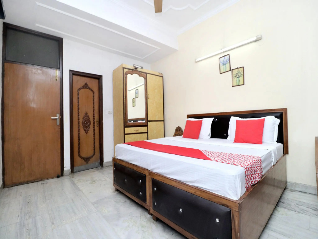 OYO 12898 Hotel Victoria Regency
