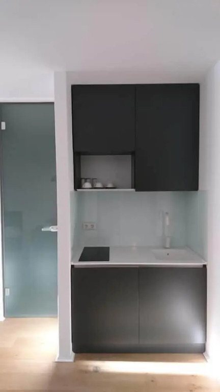 HAUS7