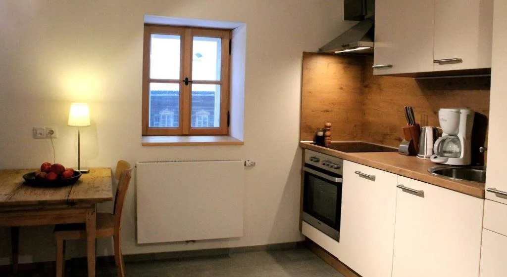 Apartment Nester