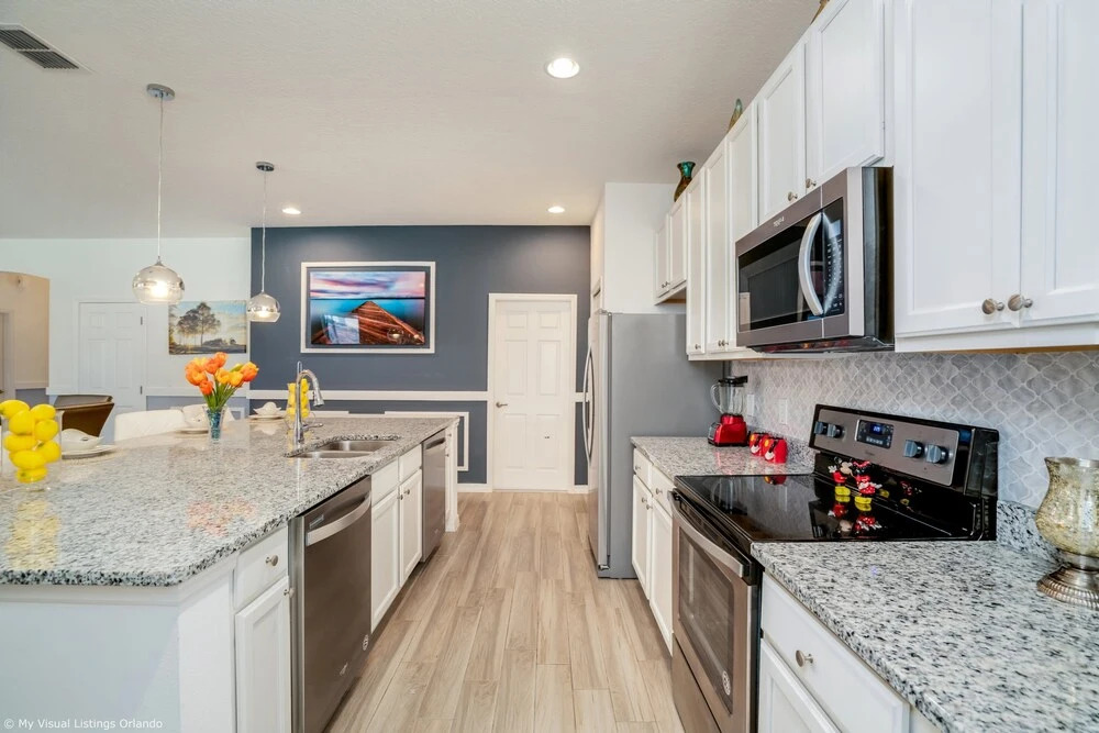 6121bod 11 Bedroom 9 Bathrrom